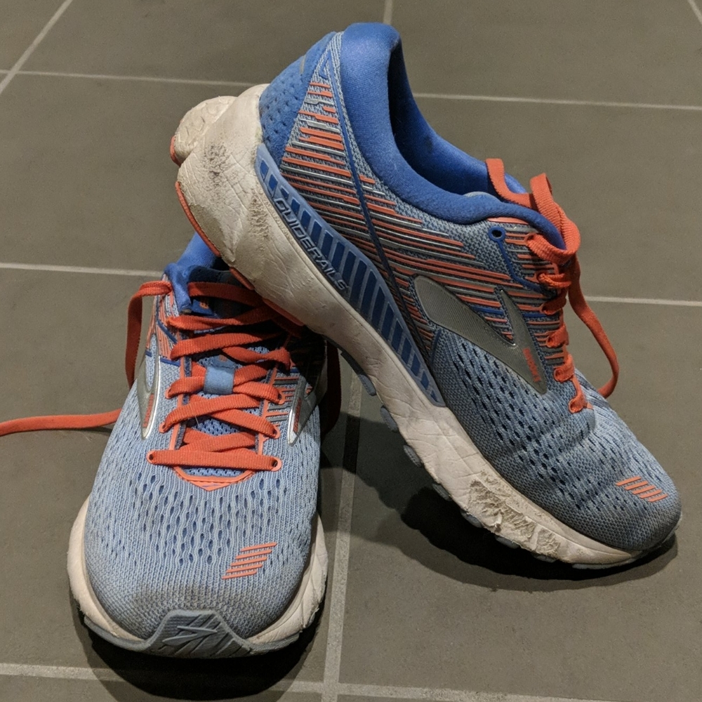 Brooks running sneakers Adrenaline 19